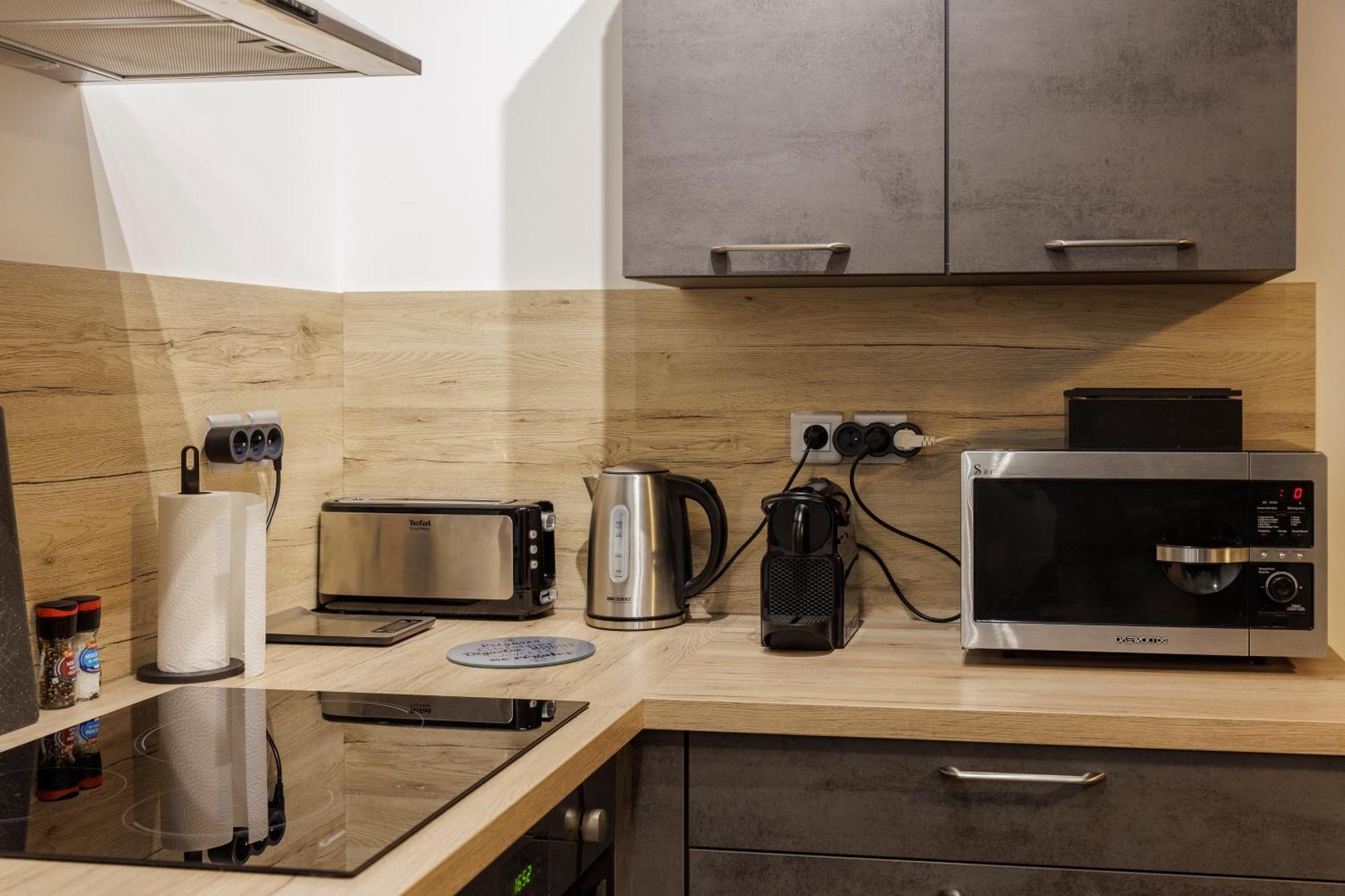 Manhattan Loft - Centre - 5 Mn A Pied Gare - Parking Prive - Patio Troyes Ngoại thất bức ảnh