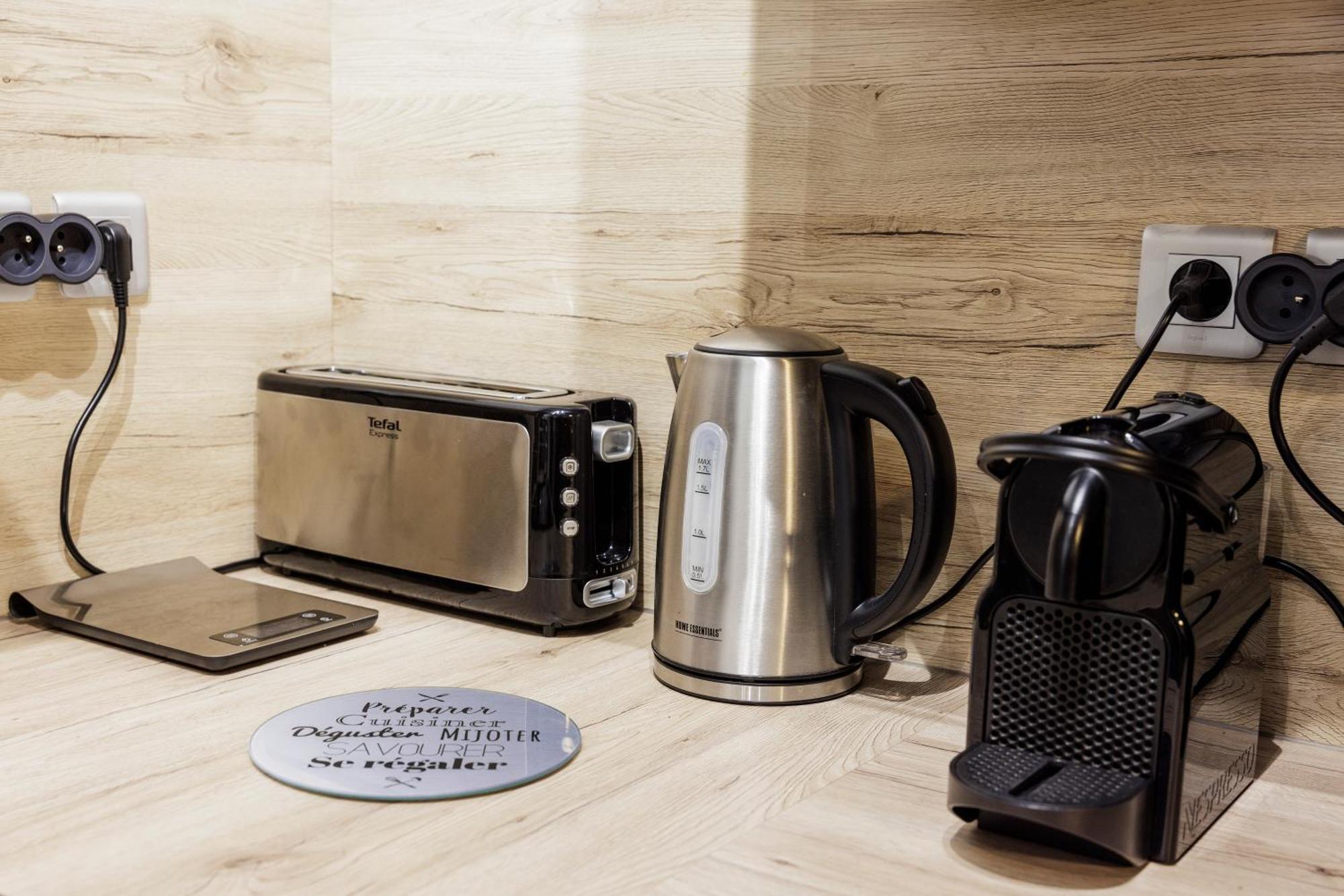 Manhattan Loft - Centre - 5 Mn A Pied Gare - Parking Prive - Patio Troyes Ngoại thất bức ảnh